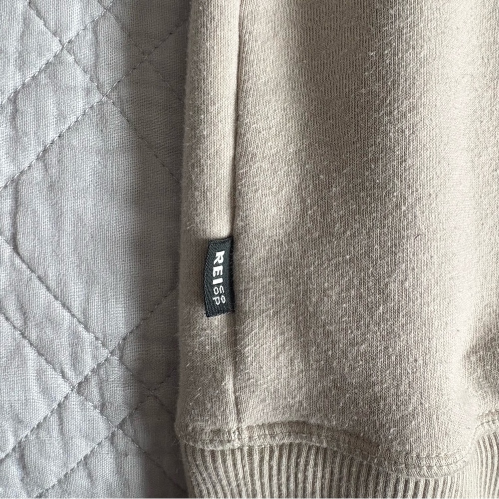 REI Cream Men's Crewneck Sweatshirt - Picture 5 of 6